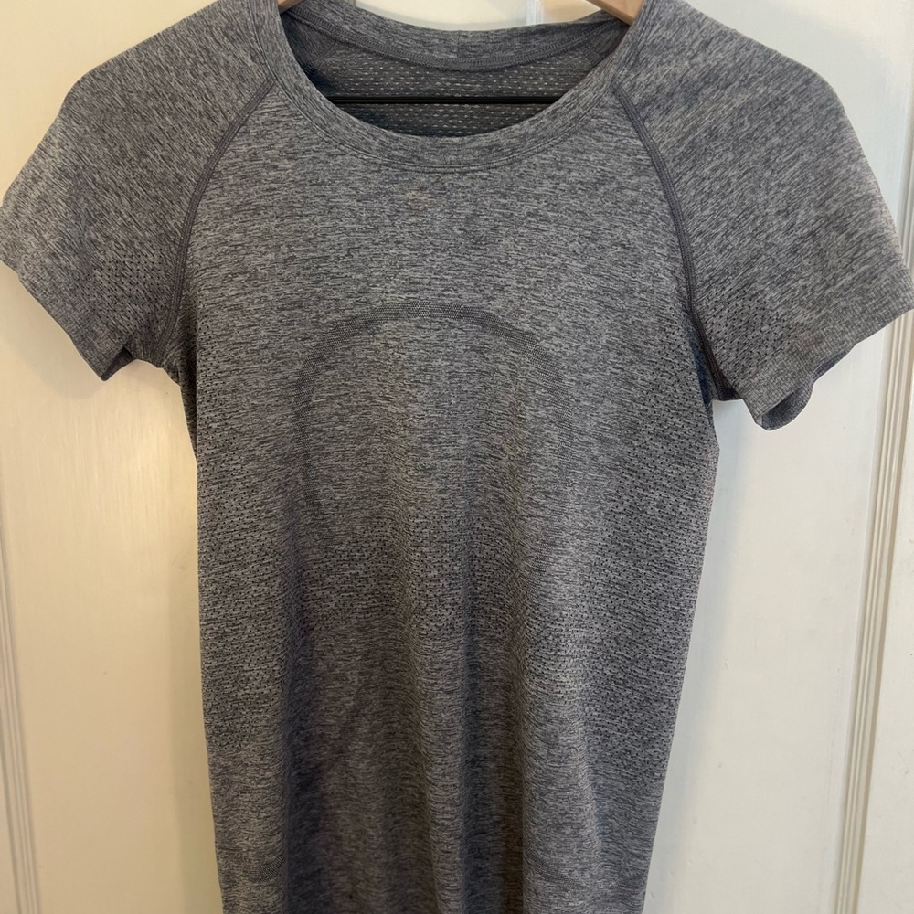 Lululemon Swiftly tech Gray Women's Top
